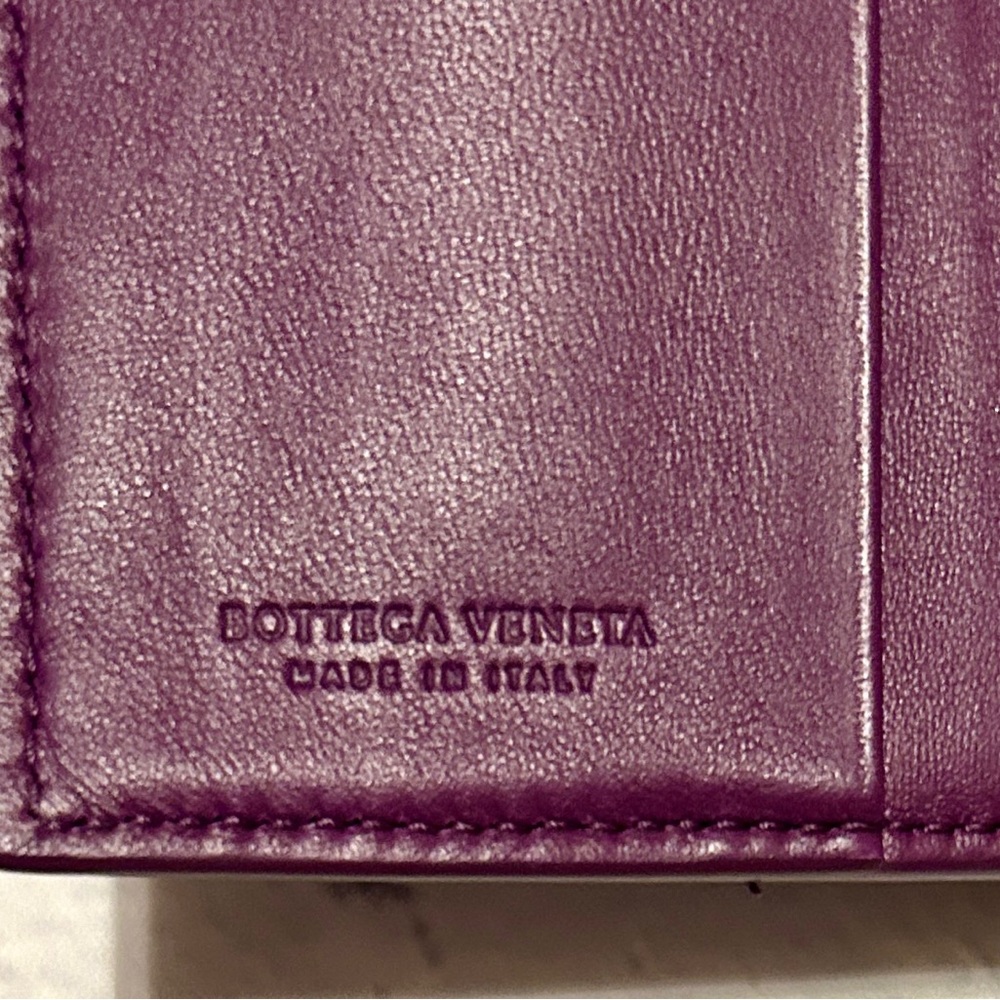 Like New Purple Bottega Veneta Intrecciato Leather Compact Wallet With Box - Picture 6 of 16